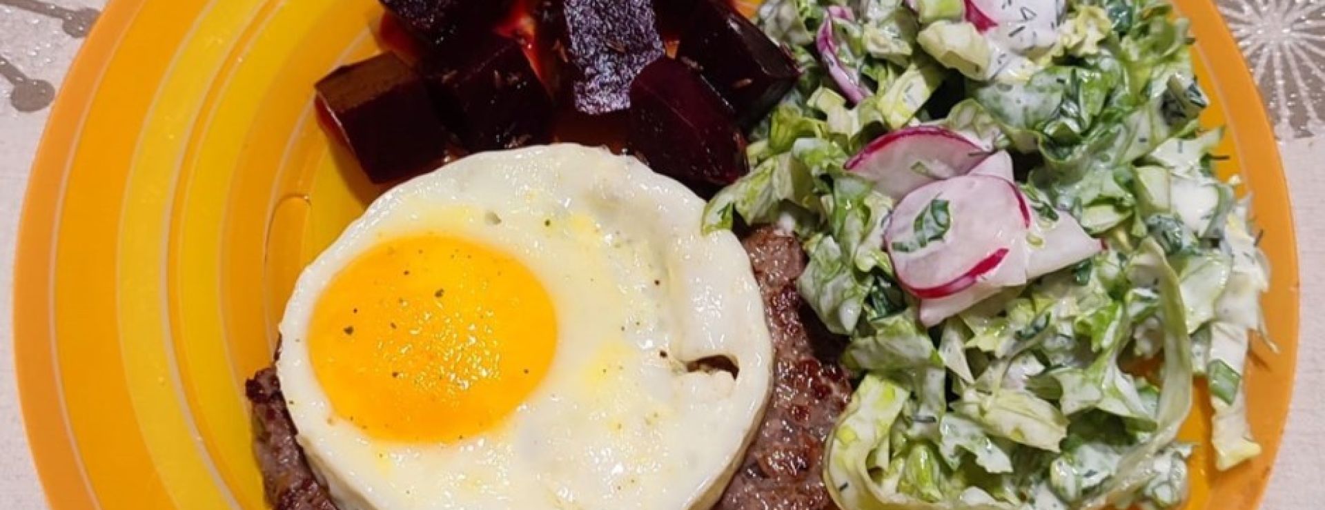 Pirmdienas, 1.septembra, Gaļas Nama kafejnīcas ēdienu piedāvājumā: 