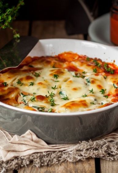 Pirmdienas, 2.februāra, Gaļas Nama kafejnīcas ēdienu piedāvājumā: 