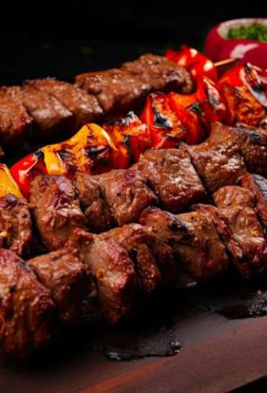 Piektdienas, 5.decembra, Gaļas Nama kafejnīcas ēdienu piedāvājumā: 