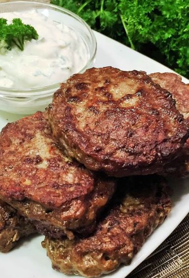 Trešdienas, 25.marta, Gaļas Nama kafejnīcas ēdienu piedāvājumā: 